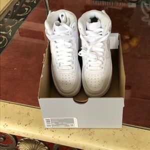 Nike Air Force One high tops size 6